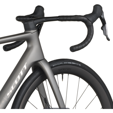 Scott Addict RC Team – vélo route ultra-léger en carbone HMX | Bikery