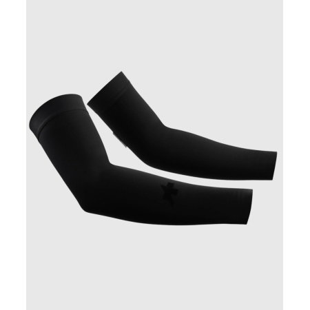 armwarmer p1  ASSOS  BIKERY
